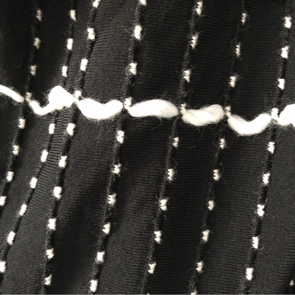 Designer Caped Knitting Pattern Top - Picture 4 of 6